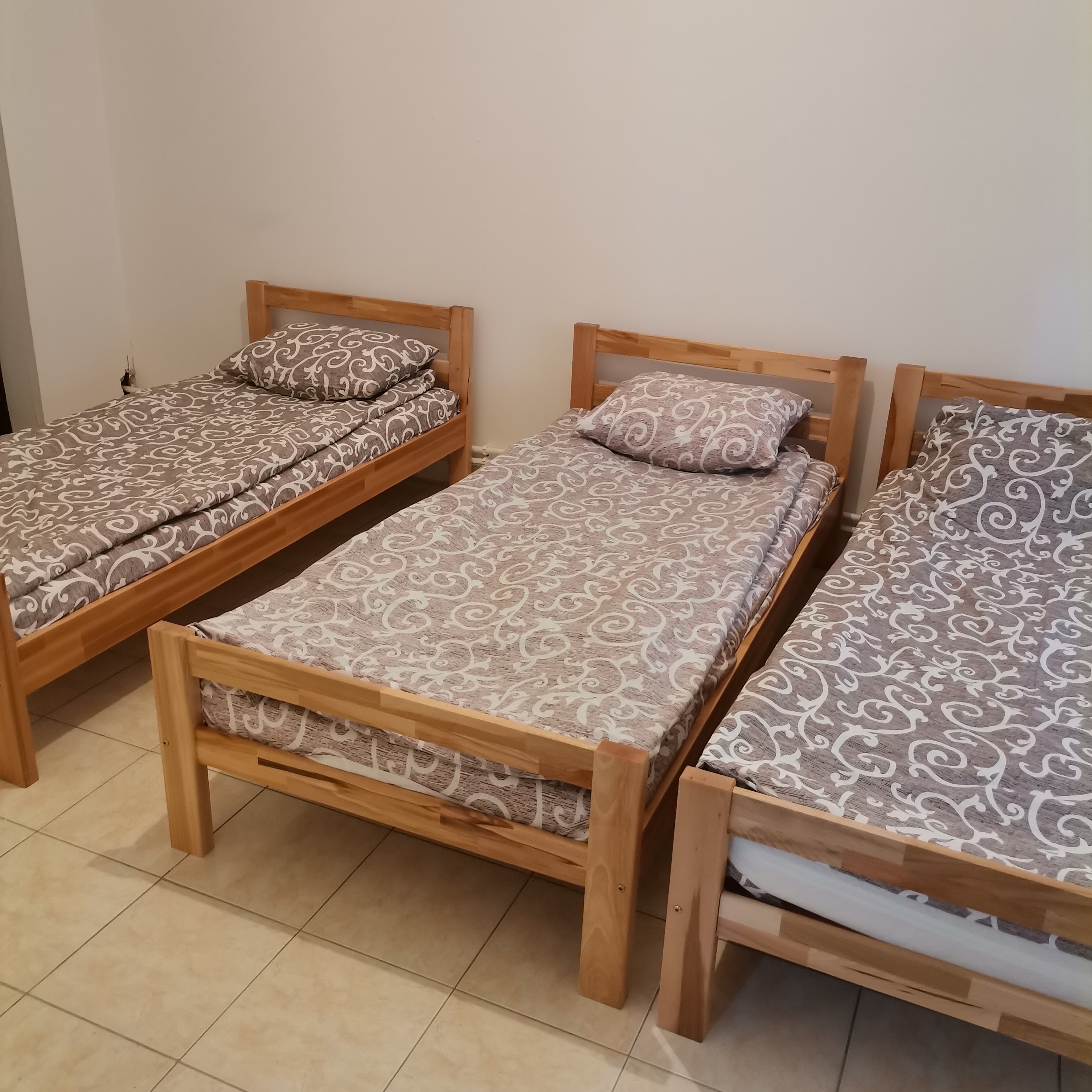 Izdajem smestaj za radnike 2