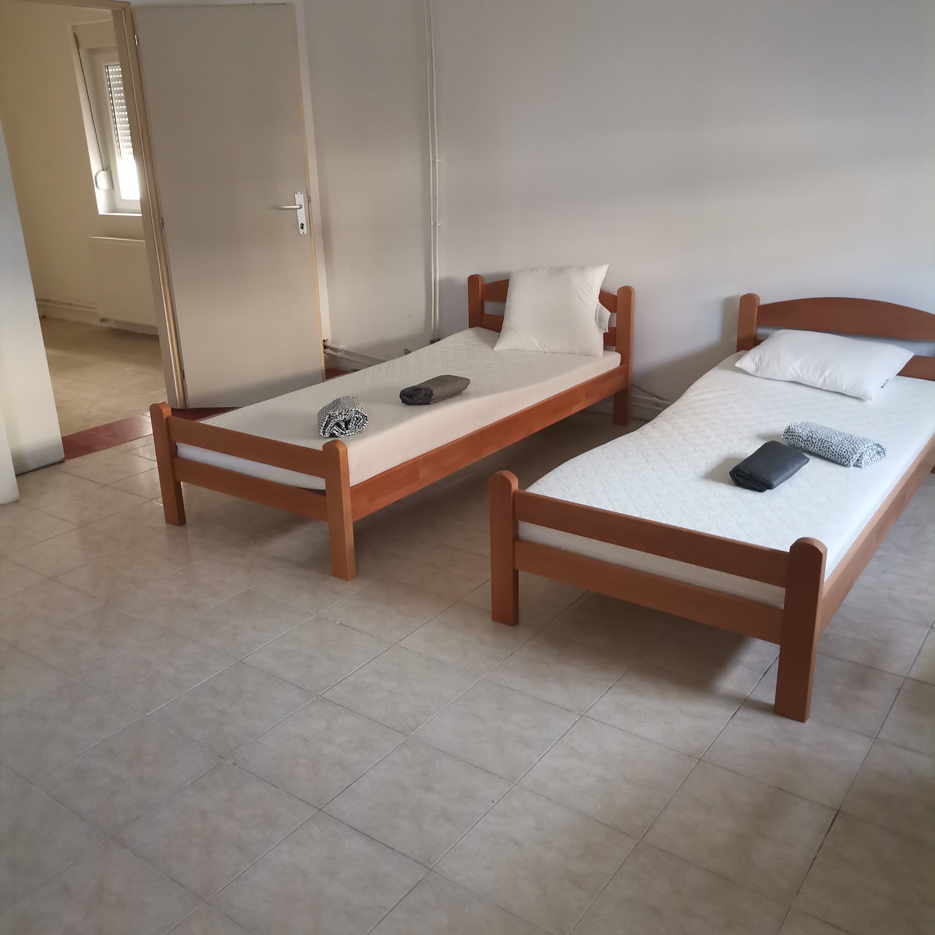 Izdajem smestaj za radnike 4