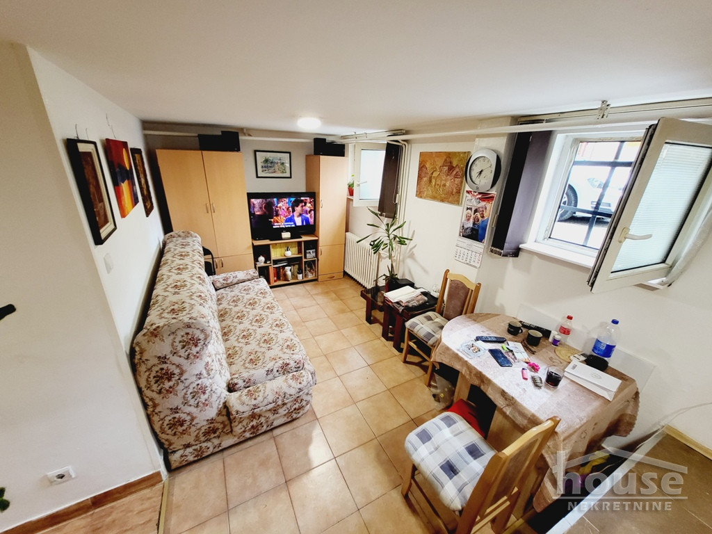 Stan,NOVI SAD,BULEVAR 30m2,50470€ , ID: 1053938 10