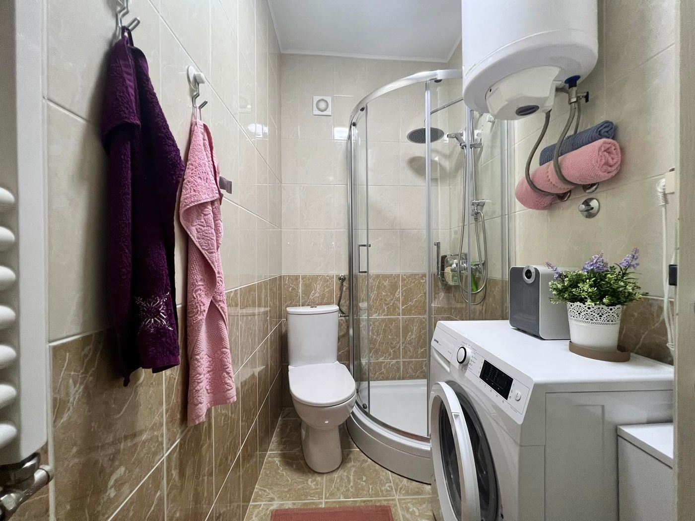 Uknjižen   kompletno namešten   hitna prodaja   062 792 583 4