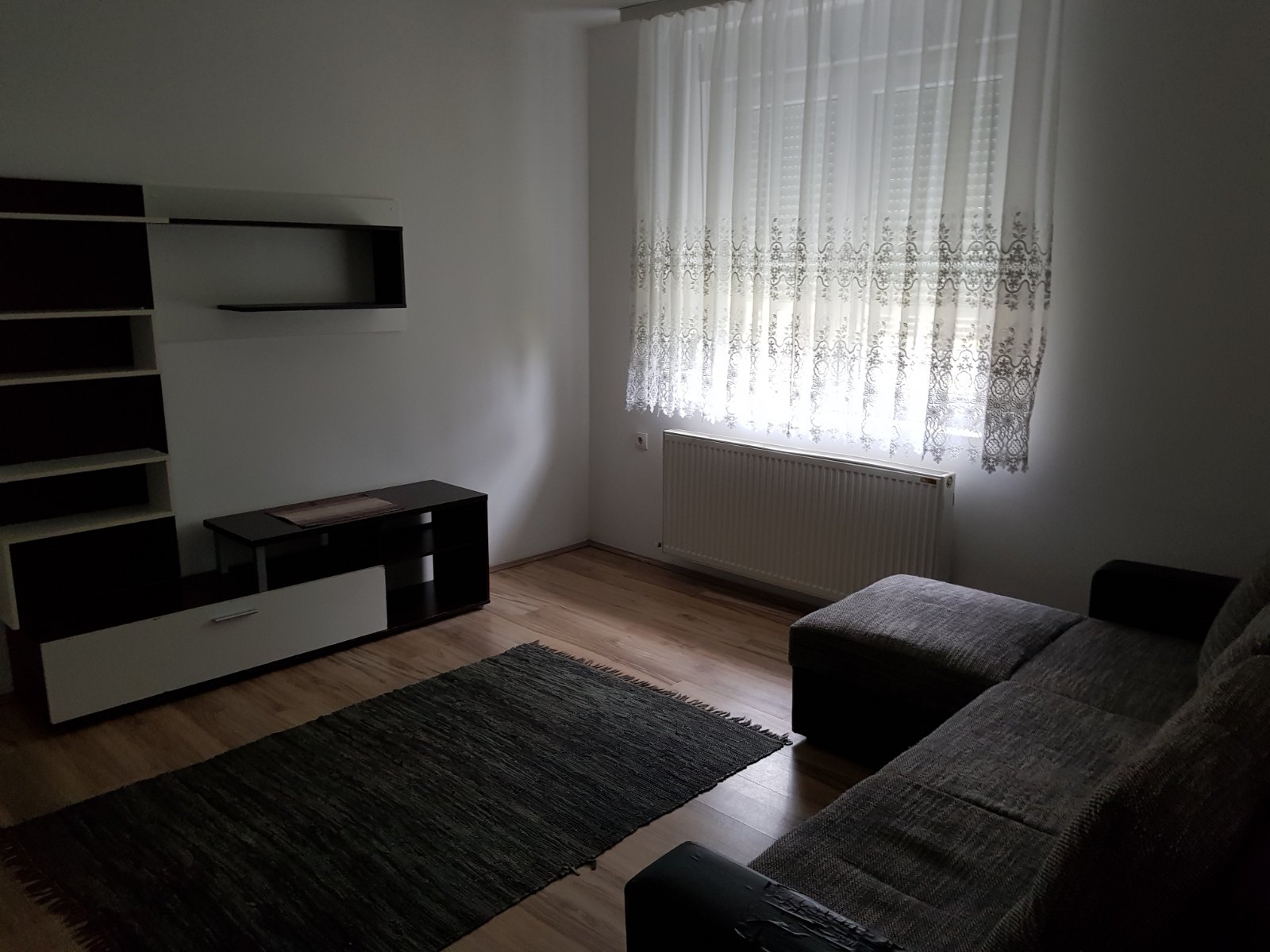 Sprat Kuće sa Garažom 1