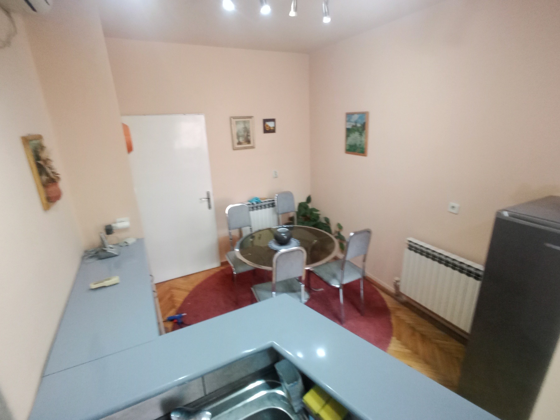 Dvosoban Stan u Obrenovicevoj ulici u Nisu 3