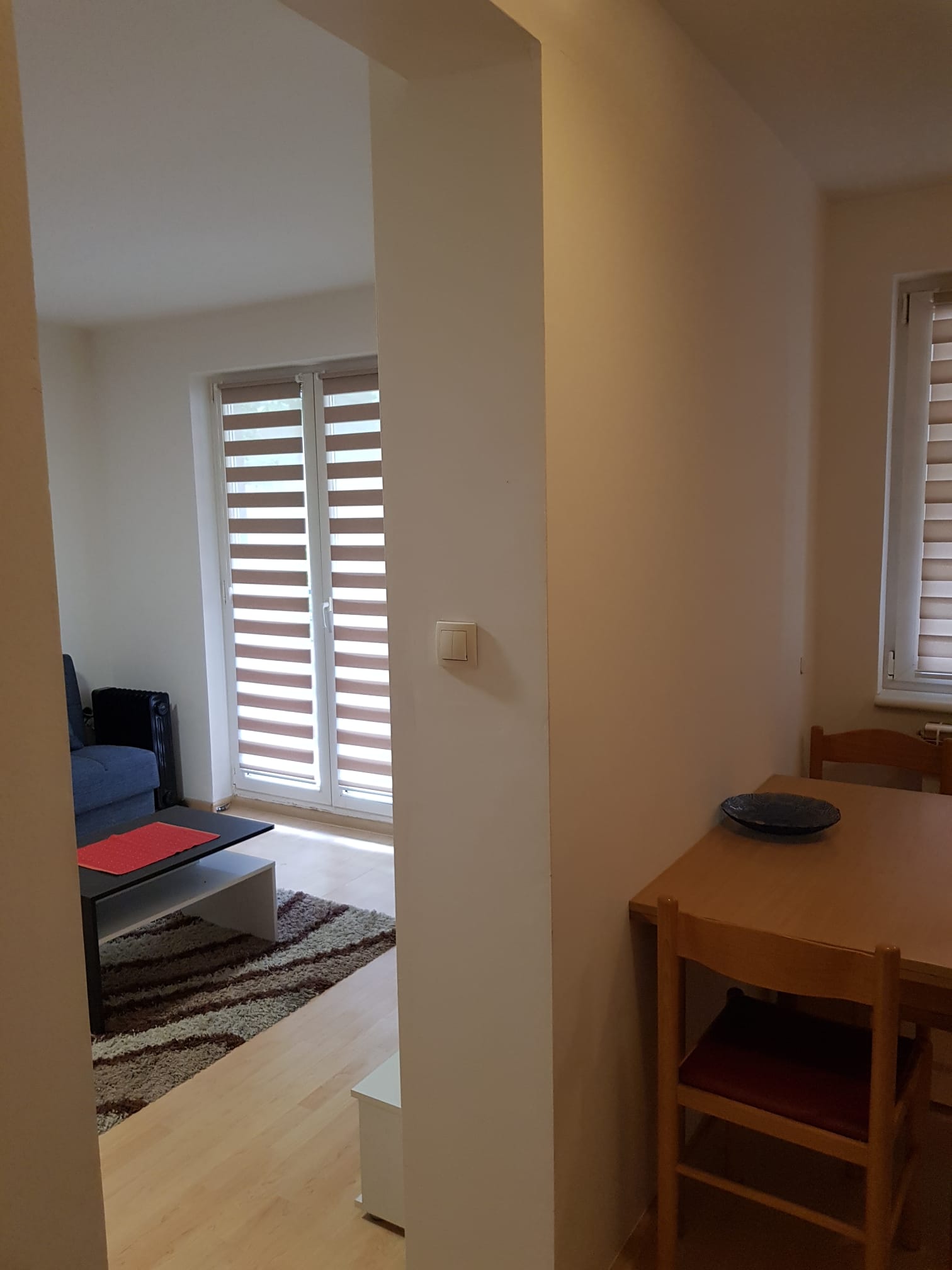 Izdajem stan na Zvezdari kod Kluza 5