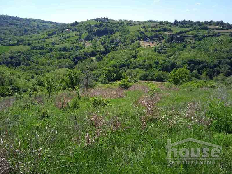 Plac,LEDINCI NOVI,VIKEND ZONA6250m2,  128750€ , ID: 7080910 4