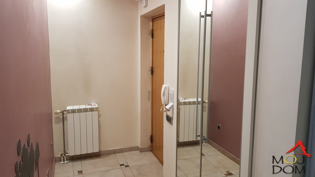 Stan,NOVI SAD,BULEVAR,kv: 174, € 268500, ID: 1026599 16