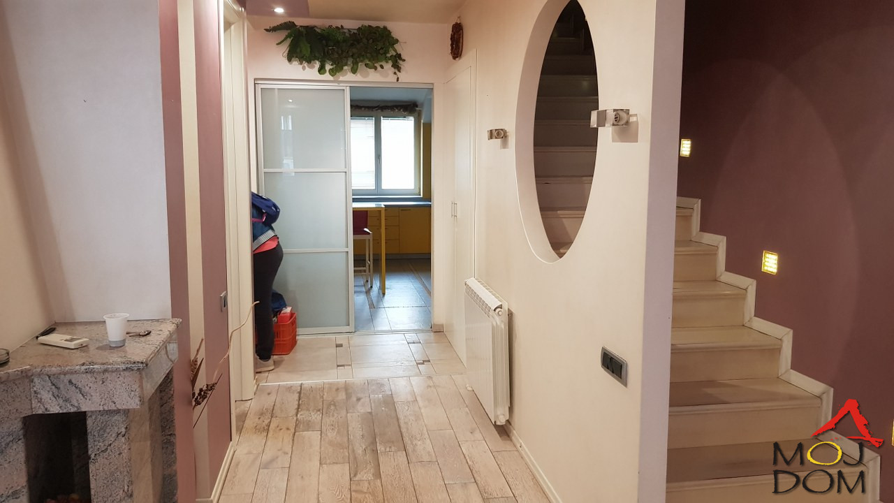 Stan,NOVI SAD,BULEVAR,kv: 174, € 268500, ID: 1026599 4