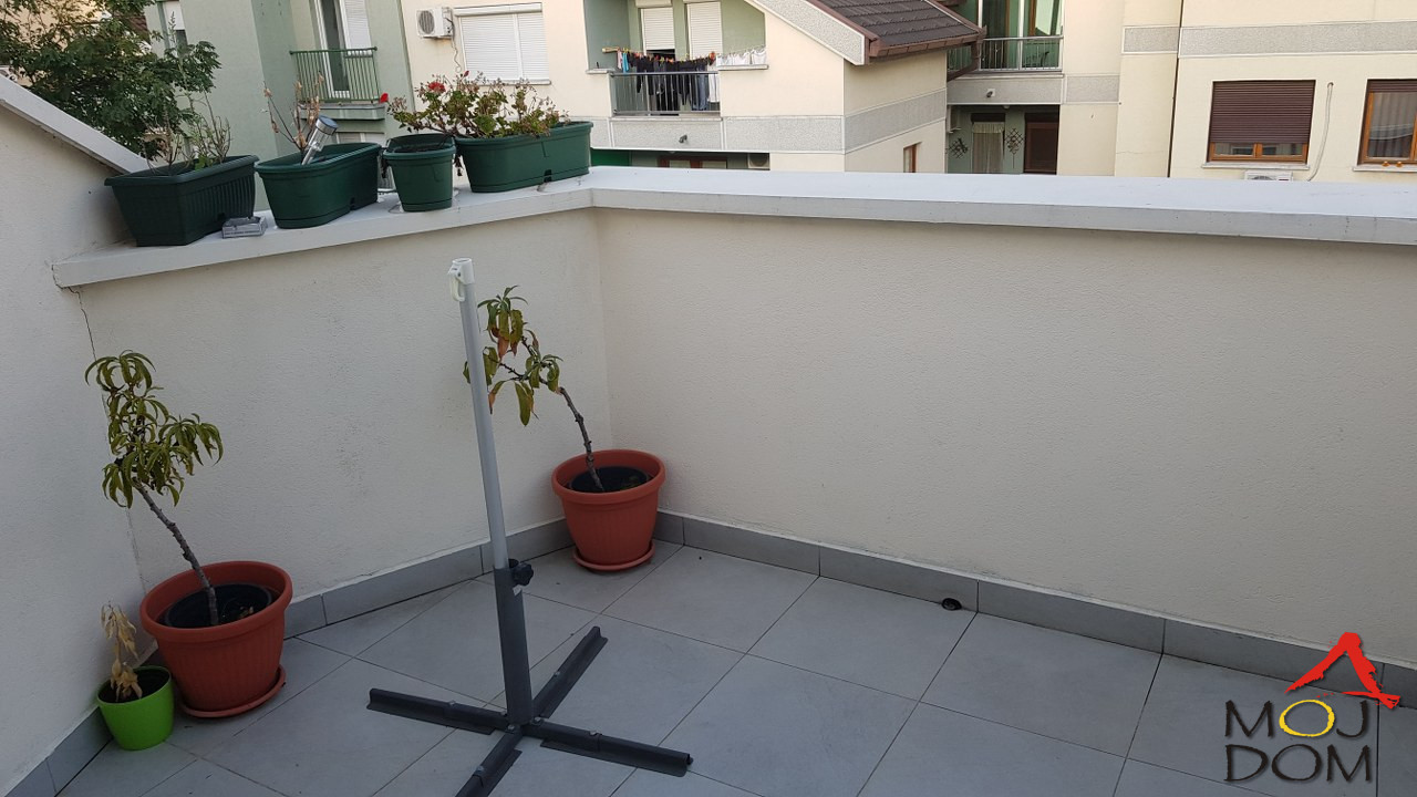 Stan,NOVI SAD,BULEVAR,kv: 174, € 268500, ID: 1026599 20