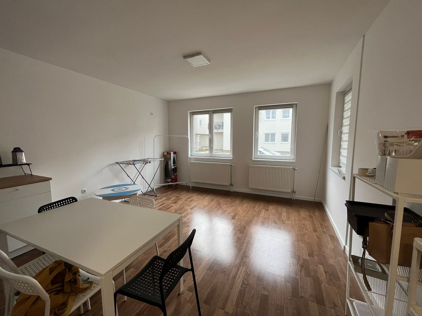 Uknjižen  odmah useljiv   Telepska dolina   062 792 583 2