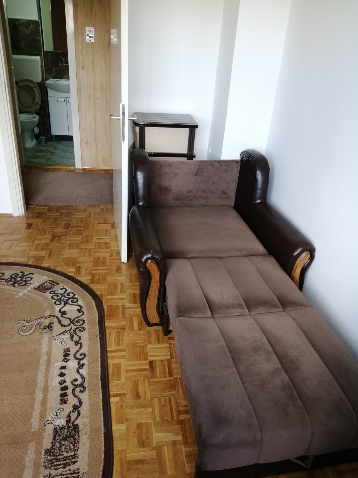 Izdajem stan u Somboru 3