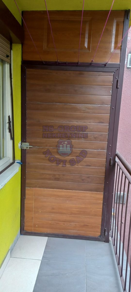 Uknjižen dvosoban stan   odličan raspored   062 792 583 4