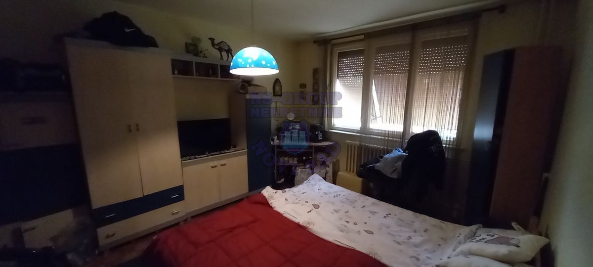 Uknjižen dvosoban stan   odličan raspored   062 792 583 2