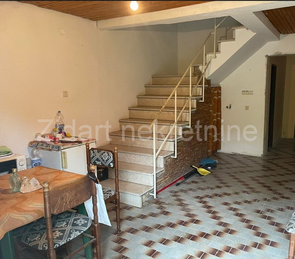 Smederevo, Petrijevo, kuća 398.55m2 11