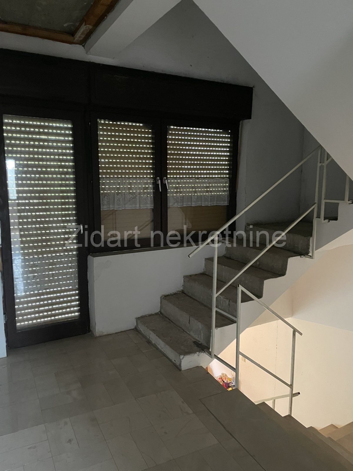 Smederevo, Petrijevo, kuća 398.55m2 14