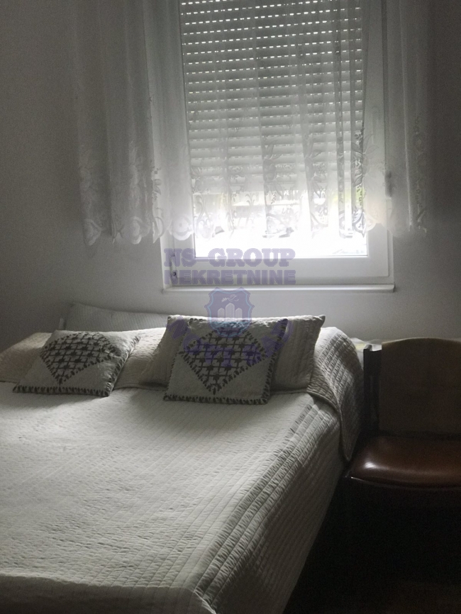 Uknjižen nov stan kod Ž Stanice   062 792 583 2