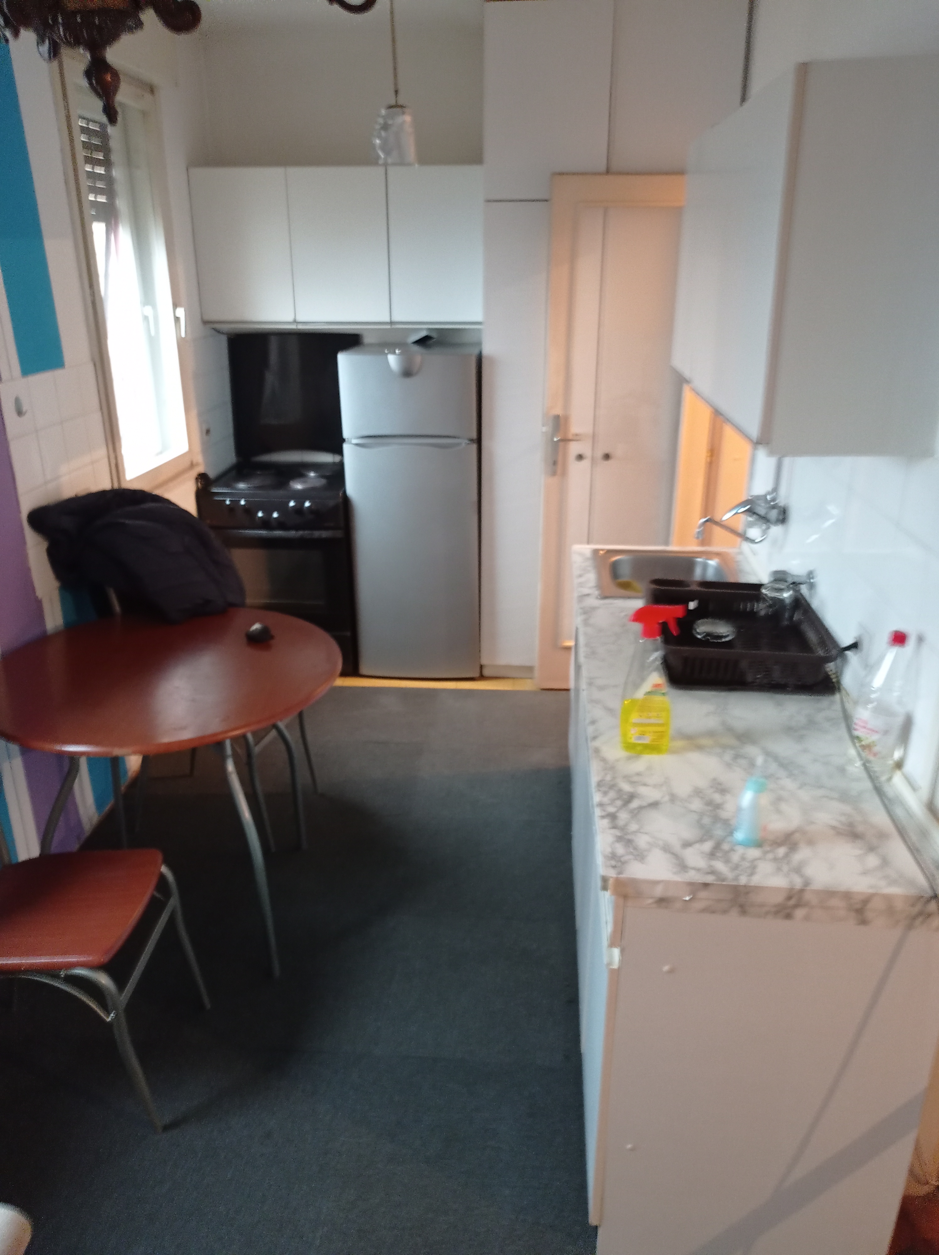 Izdajem namesten stan u Mirjevu mesecno placanje 4