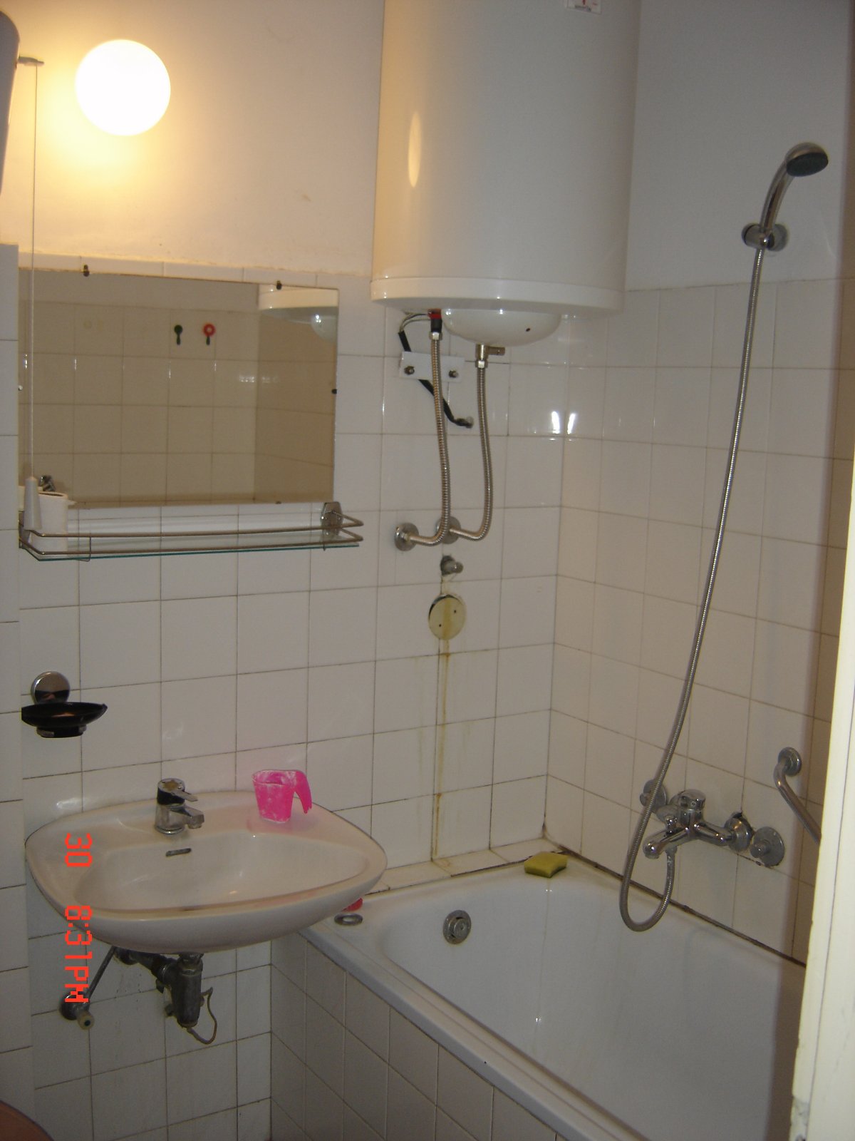 Izdajem namesten stan u Mirjevu mesecno placanje 5