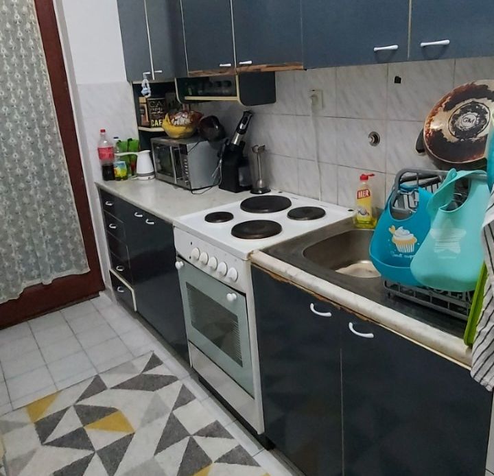 Uknjižen   fasadna cigla   062 792 583 2