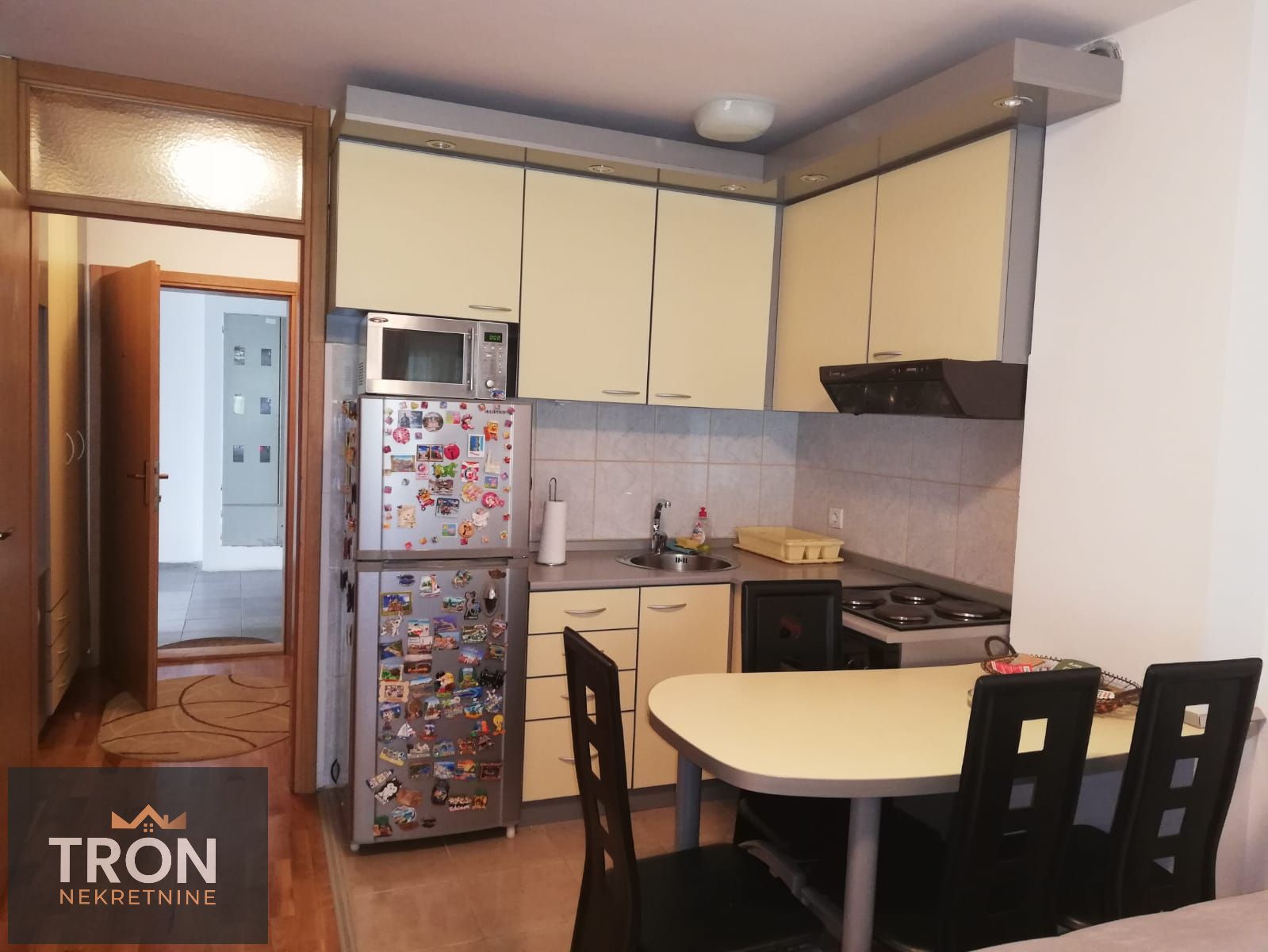 Garsonjera u blizini bazena Sunny Hill 34m2 3