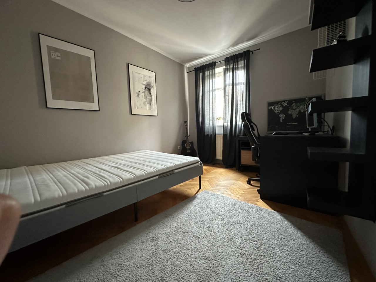 Strogi centar   pešačka zona   bez ulaganja   odlična investicija   062 792 583 5