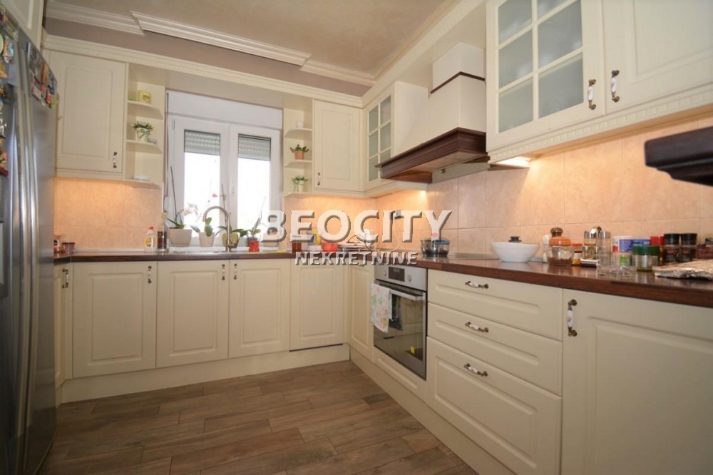 četvorosoban stan, 197 m2, Učiteljsko naselje, Marčanska ID: 77933 8