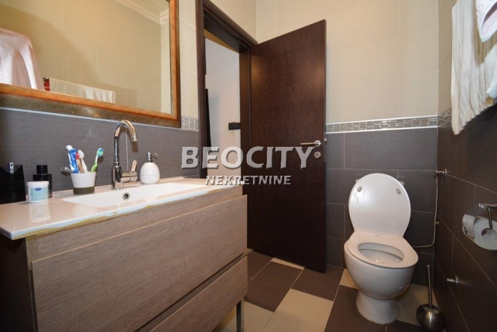 četvorosoban stan, 197 m2, Učiteljsko naselje, Marčanska ID: 77933 17