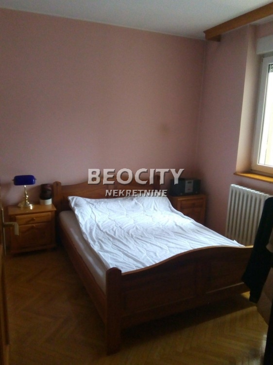 četvorosoban stan, 95 m2, Podbara, Marka Miljanova ID: 97701 7