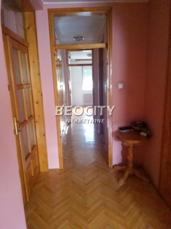 četvorosoban stan, 95 m2, Podbara, Marka Miljanova ID: 97701 5