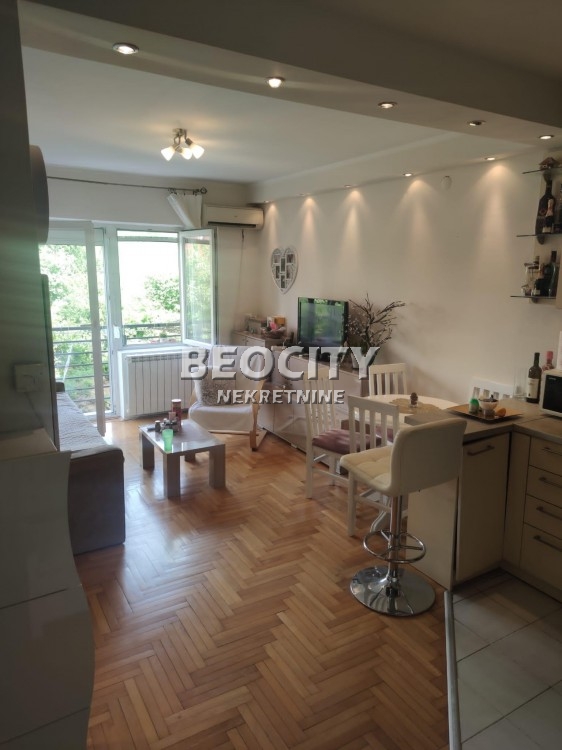 Dvosoban stan, 37 m2, Centar, Miodraga Živanova ID: 82131 2