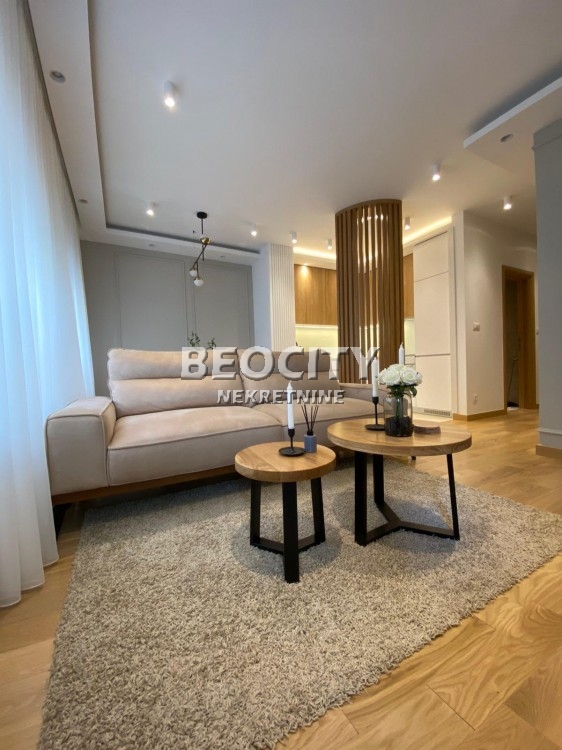 Dvosoban stan, 45 m2, Južni bulevar ID: 97448 3