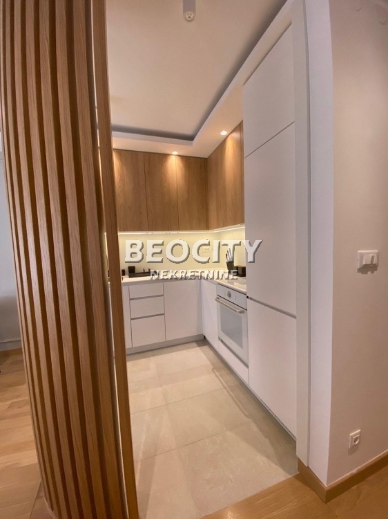 Dvosoban stan, 45 m2, Južni bulevar ID: 97448 7