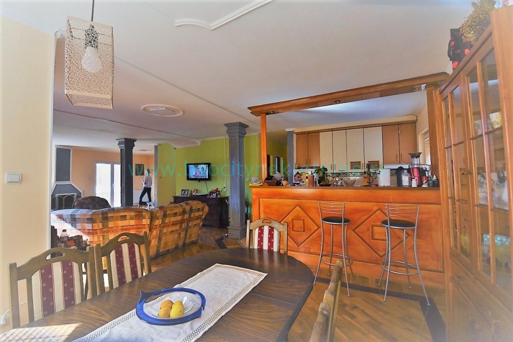 Kuća, 285 m2, Altina, Ugrinovacki put  39.deo ID: 27653 4