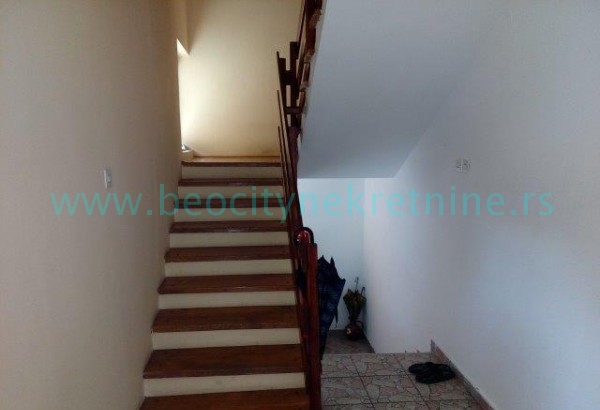 Kuća, 300 m2, Kumodraž, Gunjak ID: 27413 14