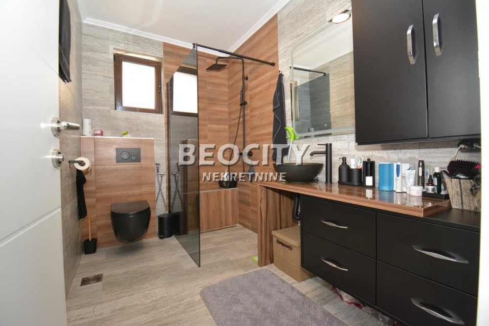 Kuća, 345 m2, Strelište, Stevana Sremca ID: 84698 5