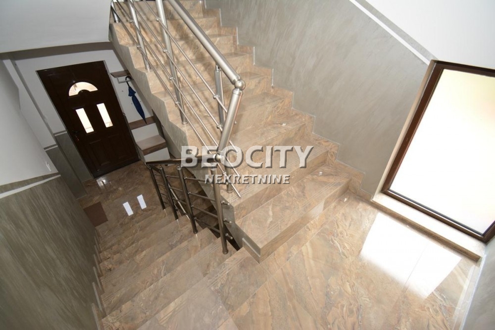 Kuća, 345 m2, Strelište, Stevana Sremca ID: 84698 7