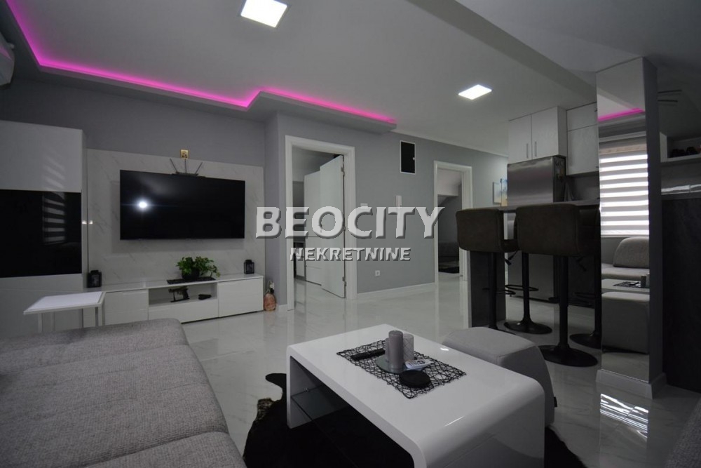 Kuća, 345 m2, Strelište, Stevana Sremca ID: 84698 9