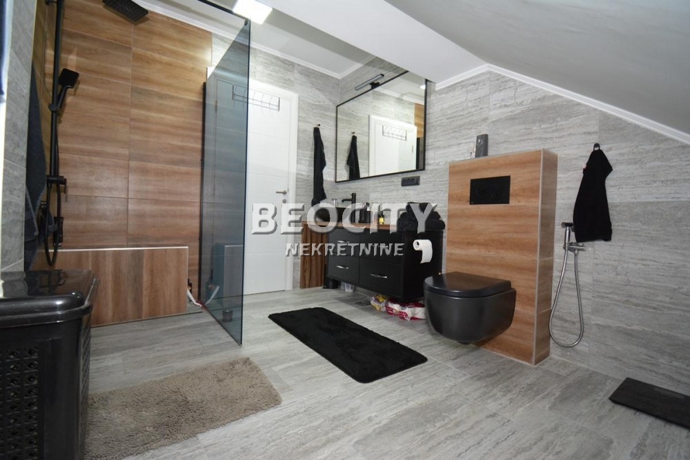 Kuća, 345 m2, Strelište, Stevana Sremca ID: 84698 11