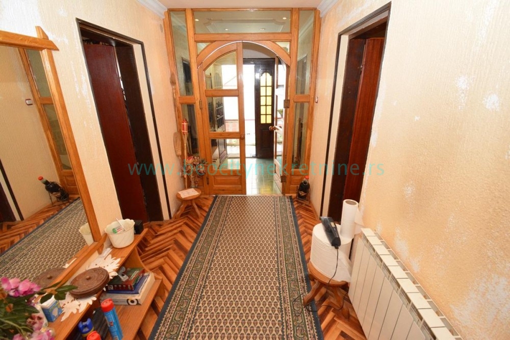 Kuća, 536 m2, Banjica, Slobodana Jovića ID: 40878 9