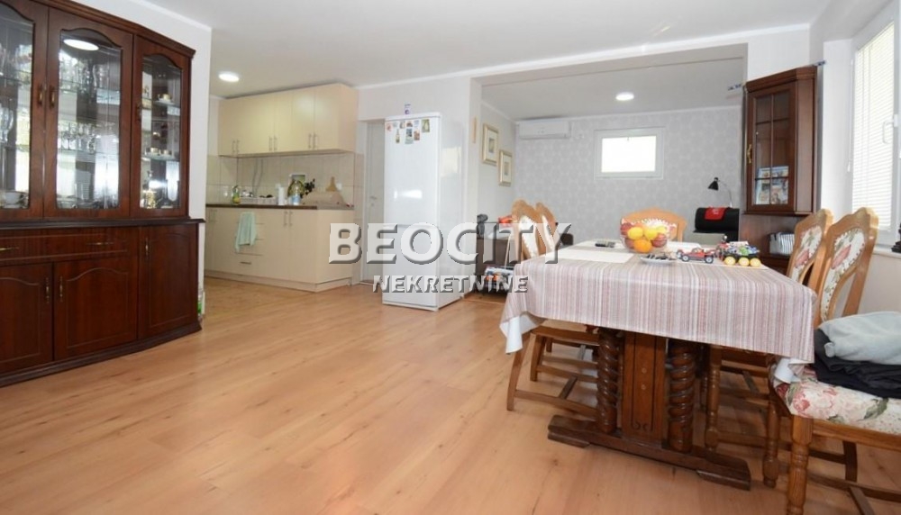 Kuća, 540 m2, Batajnica, DVE KUĆE Branislava Barišića Doktora ID: 35056 2