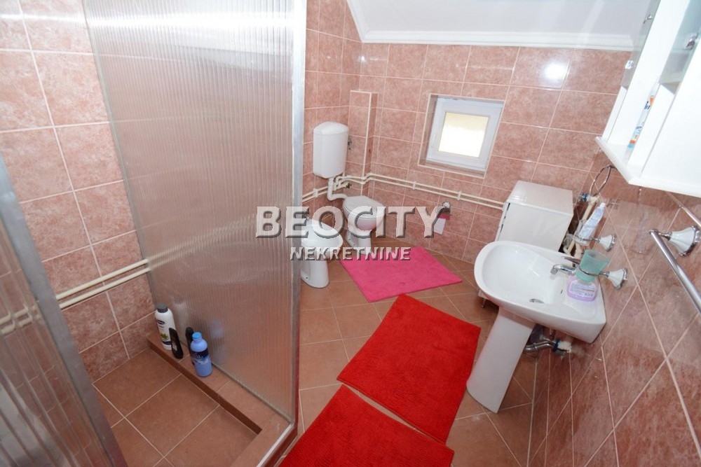 Kuća, 540 m2, Batajnica, DVE KUĆE Branislava Barišića Doktora ID: 35056 14