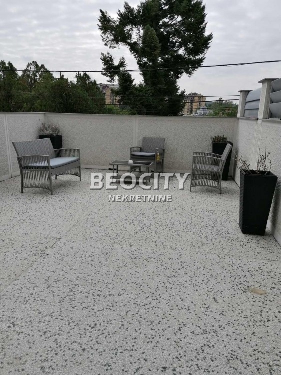 Kuća, 570 m2, Centar, Rakovička ID: 84432 27