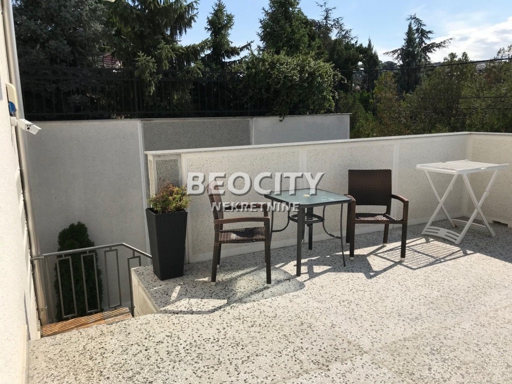 Kuća, 570 m2, Centar, Rakovička ID: 84432 28