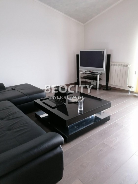 Kuća, 570 m2, Centar, Rakovička ID: 84432 20