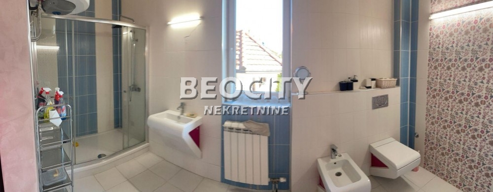 Kuća, 570 m2, Centar, Rakovička ID: 84432 24