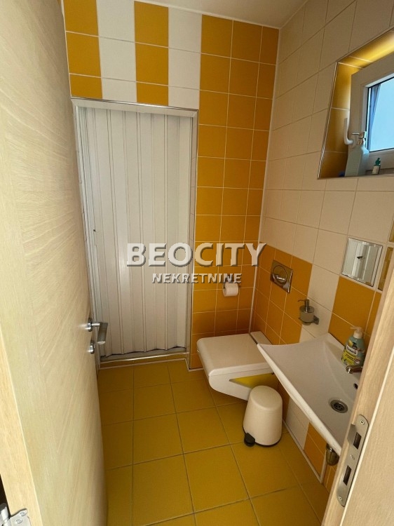 Kuća, 570 m2, Centar, Rakovička ID: 84432 25