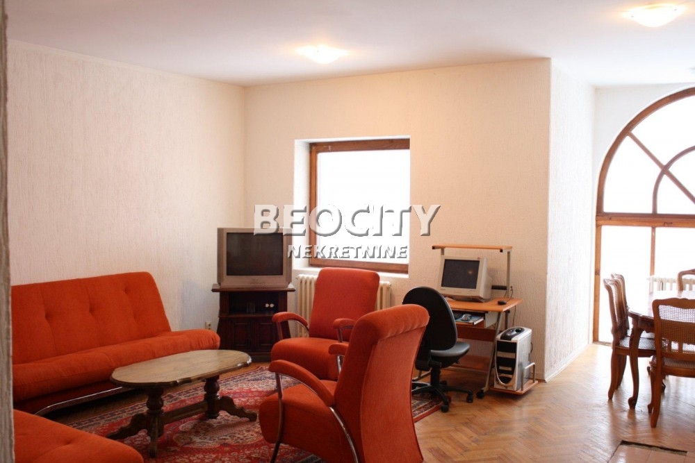 Kuća, 600 m2 ID: 83331 2