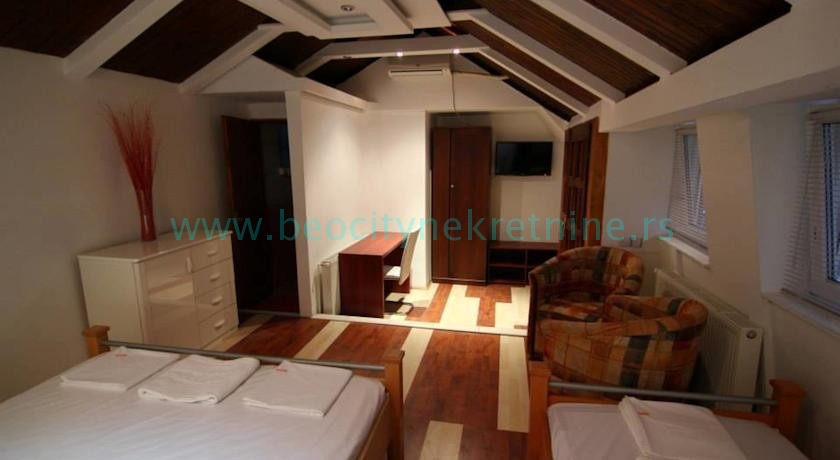 Lokal, 1100 m2, Ćele kula ID: 35366 4