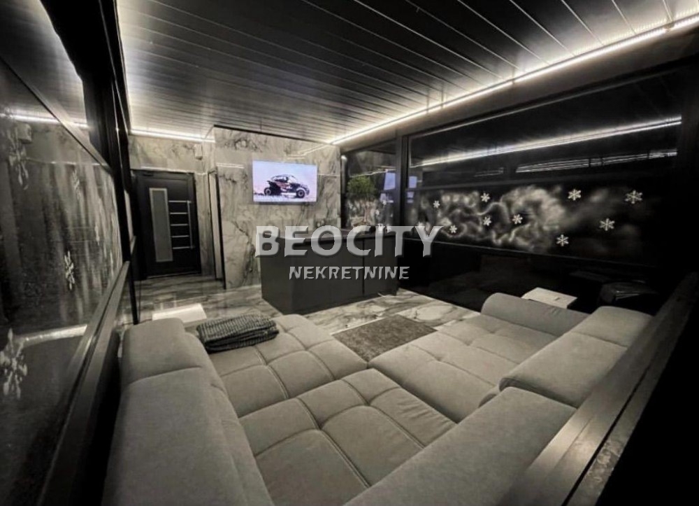 Lokal, 200 m2, Surčin ID: 76167 3