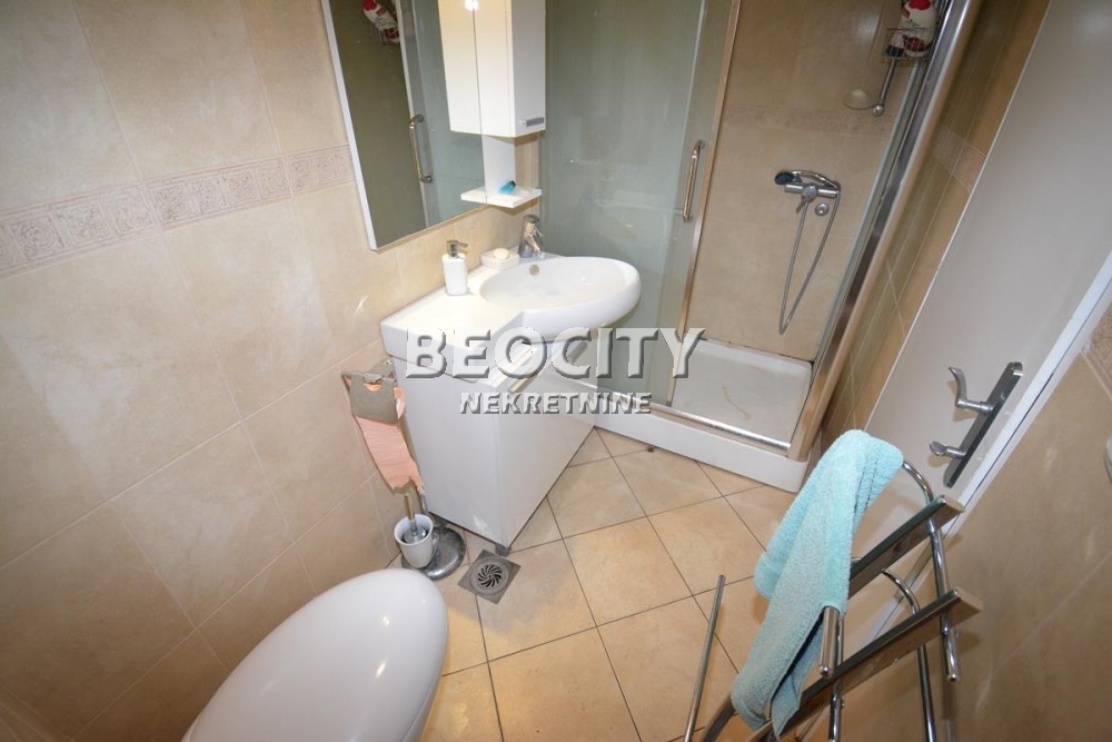 Lokal, 40 m2, Dedinje, Zvečanska ID: 50547 11