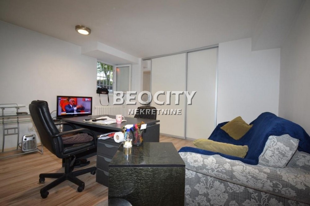 Lokal, 40 m2, Dedinje, Zvečanska ID: 50547 5