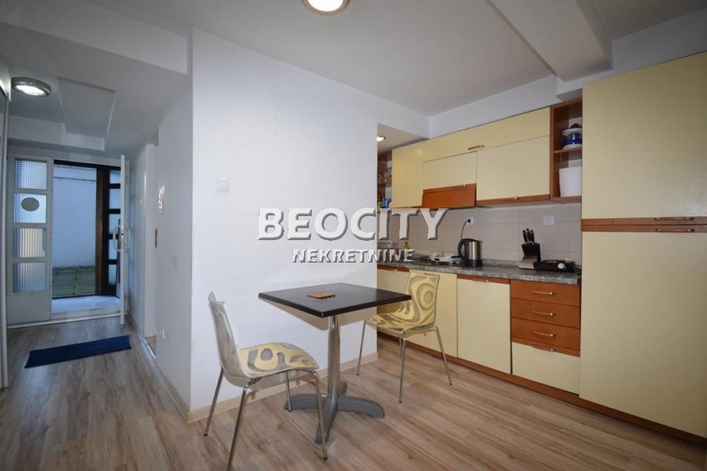 Lokal, 40 m2, Dedinje, Zvečanska ID: 50547 6